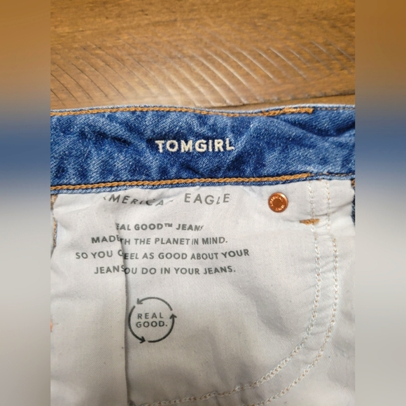 American Eagle Women's Tomgirl Jeans - Picture 5 of 5